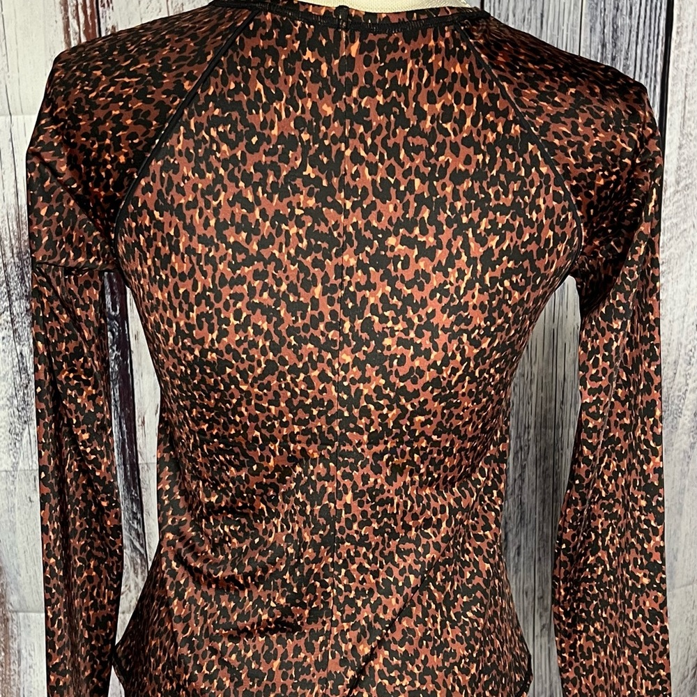 Women’s All in Motion UPF 50+ Rash Guard long sleeve NEW Small (4/6) - Picture 2 of 2